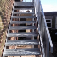 replacment-staircase-for-upstairs-flat-3
